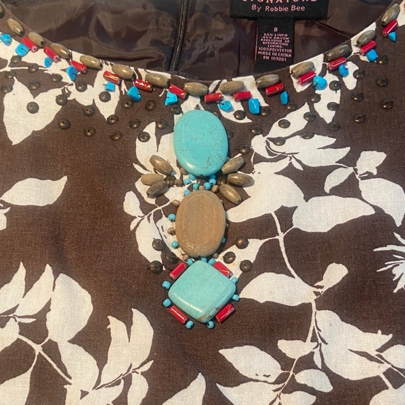 Signature by Robbie Bee Brown Floral Embellished Sleeveless dress- Brown & Cream - Picture 3 of 5